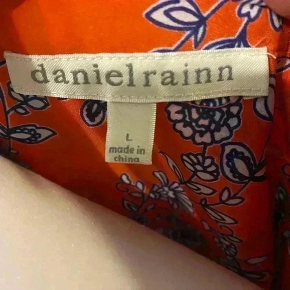 Daniel Rainn Anthropologie Red Floral Peasant 3/4 sleeve v neck size large - Picture 8 of 10